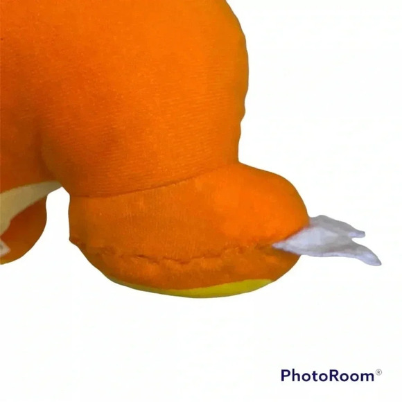 POKEMON CHARMANDER Plush Toy Factory 2018 Official Pokemon 14" - Picture 6 of 7